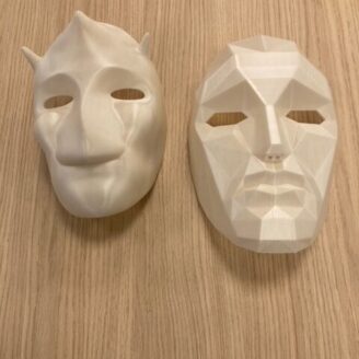 Maskers ontwerpen met digitale klei